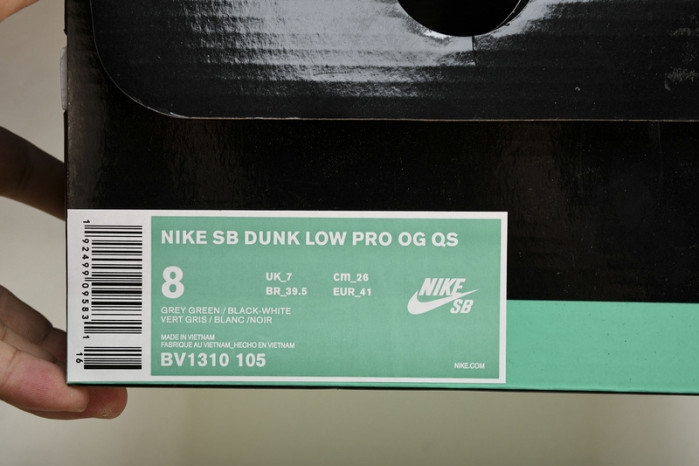 CONCEPTS x NK SB Dunk Low Pro OG QS BV1310-105
