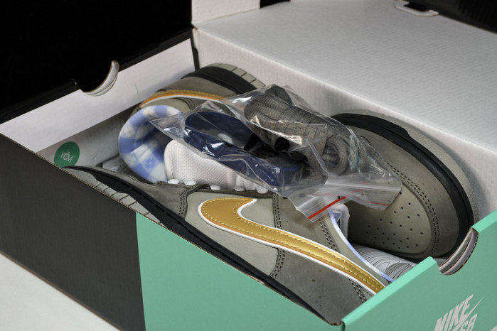 CONCEPTS x NK SB Dunk Low Pro OG QS BV1310-105