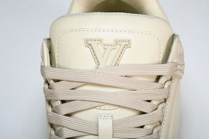 L&V SNEAKERS