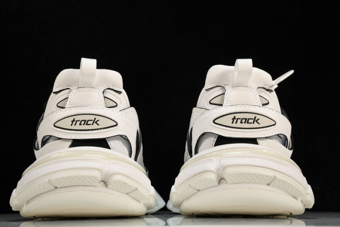 BLEN Track W3SKC-9010