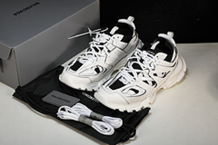 BLEN Track W3SKC-9010