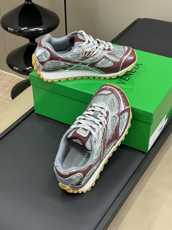 Bo*te*ga ve*ne*ta sneaker