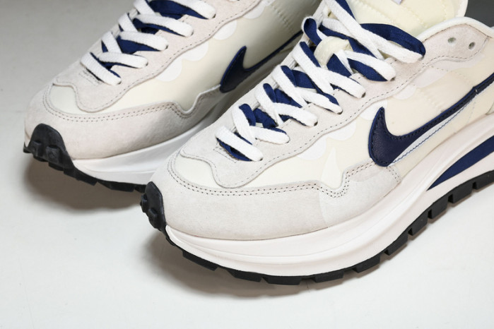 Sacai x Nk VaporWaffle 3.0 DD1875109