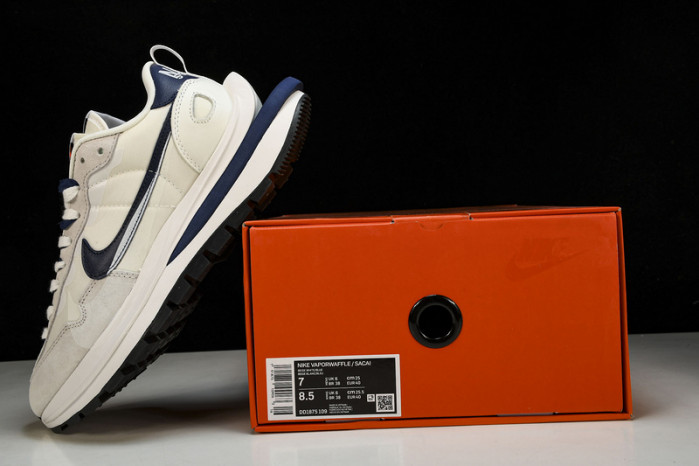 Sacai x Nk VaporWaffle 3.0 DD1875109