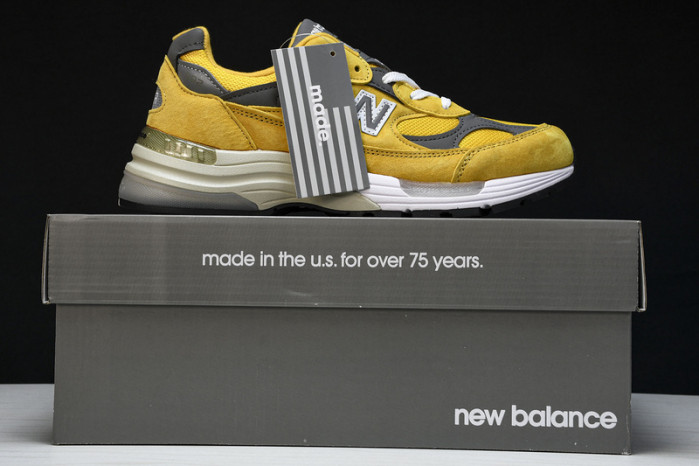 New Balance M992BB