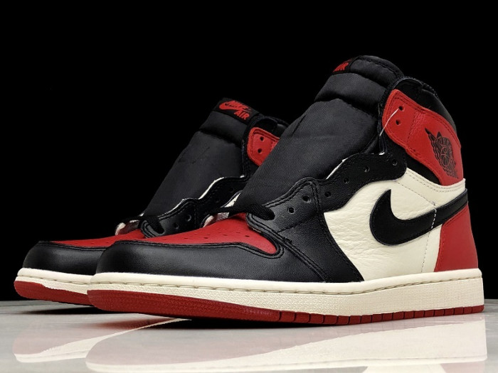 AIR JORDAN 1 RETRO HIGH BRED TOE OG 555088-610