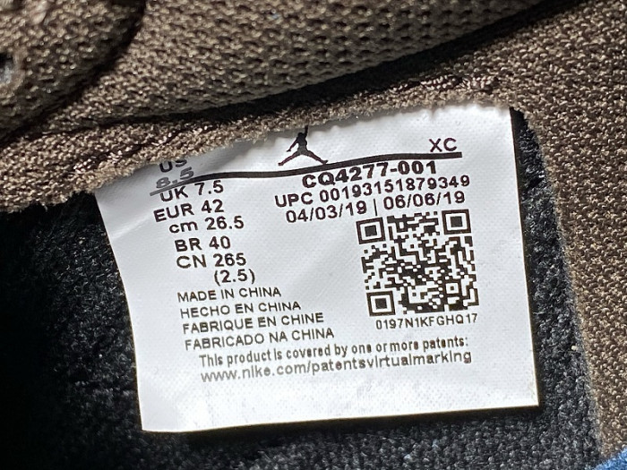 Jordan 1 Retro Low OG SP Travis Scott CQ4277-001