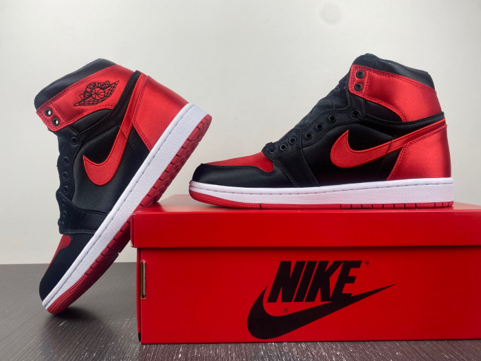 Air Jordan 1 "Satin Bred" (2023) FD4810-061