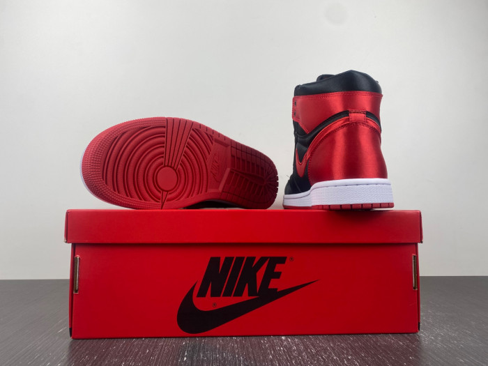 Air Jordan 1 "Satin Bred" (2023) FD4810-061