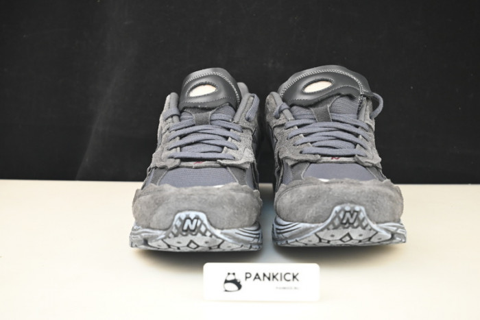 New Balance WL2002 M2002RDB