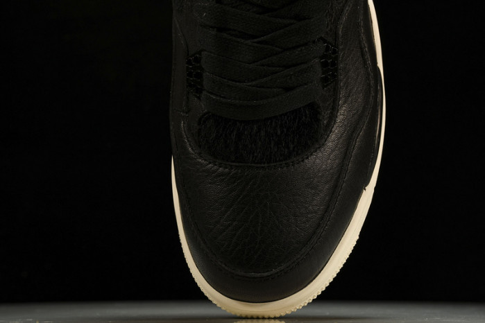 Air Jordan 4 819139-010