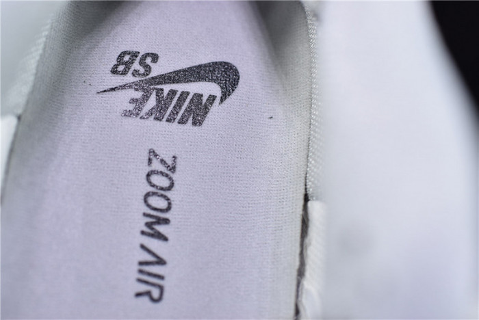 Nike SB Dunk Low Chlorophyll BQ6817-011