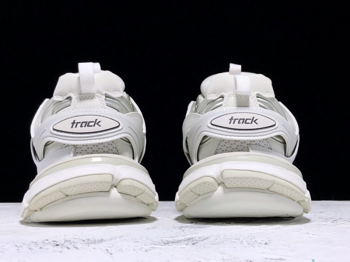 BLEN Track White 542023W1GB19000