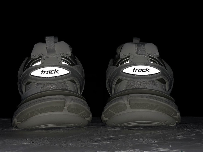 BLEN Track White 542023W1GB19000