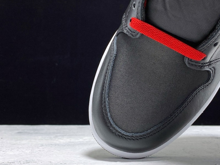 AIR JORDAN 1 SATIN BLACK GYM RED 555088-060