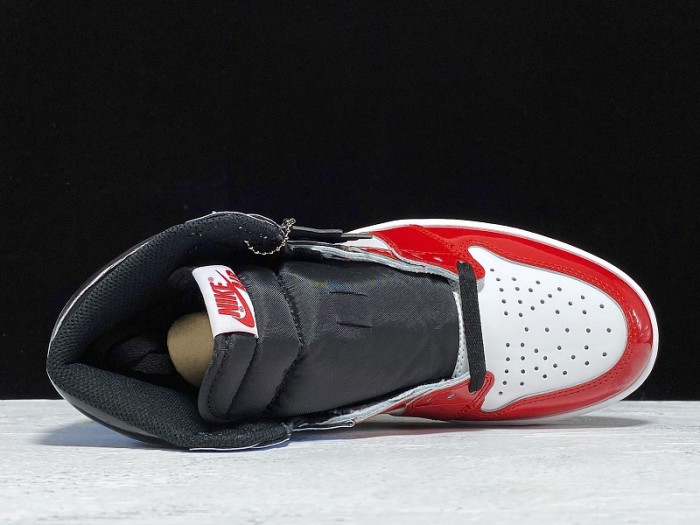 Jordan 1 Retro High Fearless UNC Chicago CK5666-100