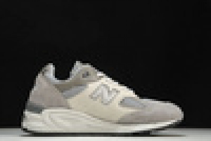 New Balance 990v2 WTAPS - M990WT2