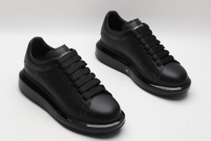 Alexander McQueen sneaker