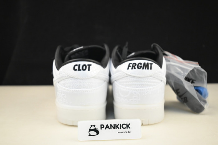 CLOT x fragment x Nike Dunk Low FN0315-110