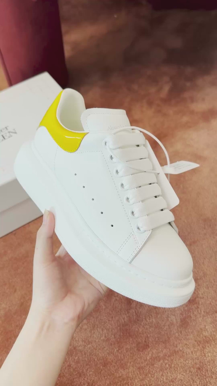 Alexander McQueen sneaker