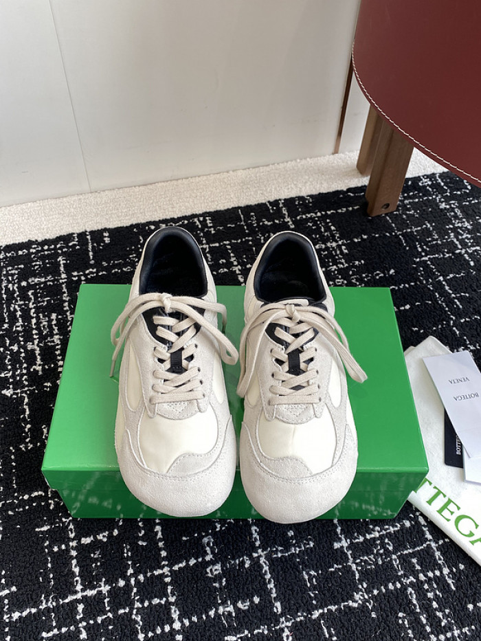 BOTTEGA VENETA SNEAKER