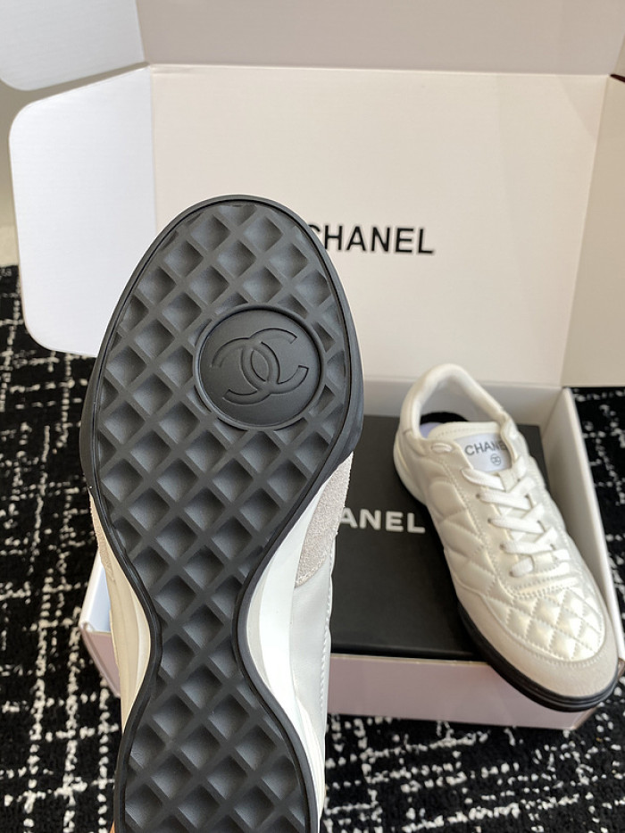 CHANEEL sneaker