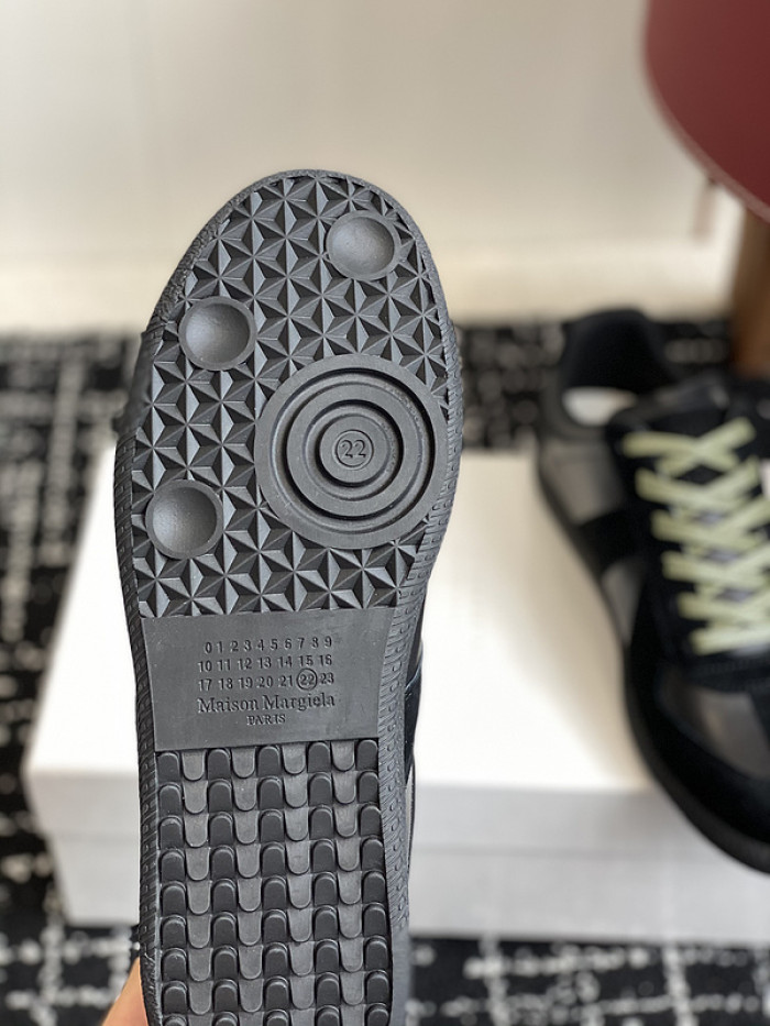 ma*s*n Ma*i*laa shoes