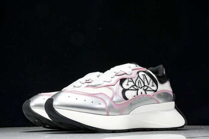 Alexander McQueen sneaker