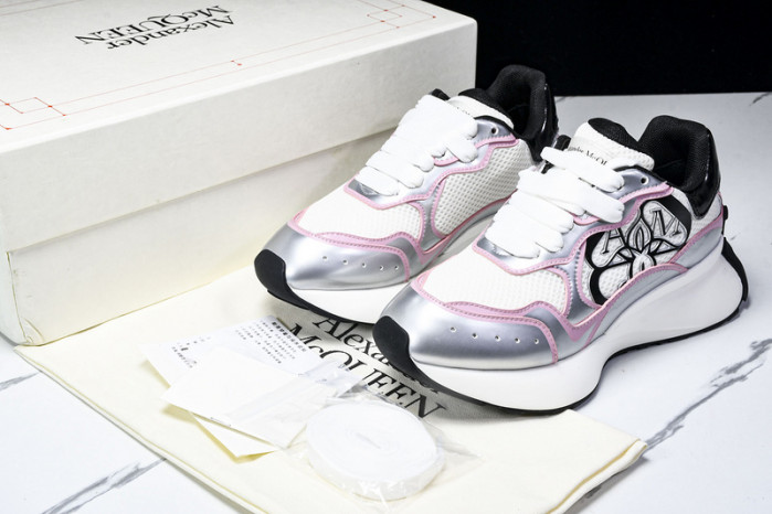 Alexander McQueen sneaker