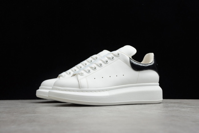 Alexander McQueen sneaker