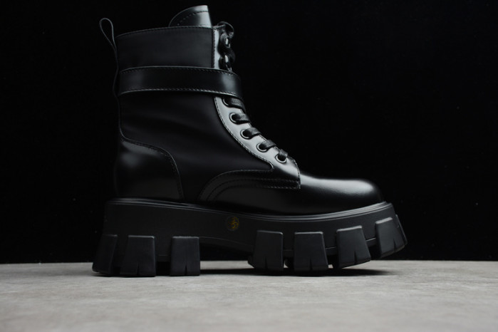 PRA designer sneaker