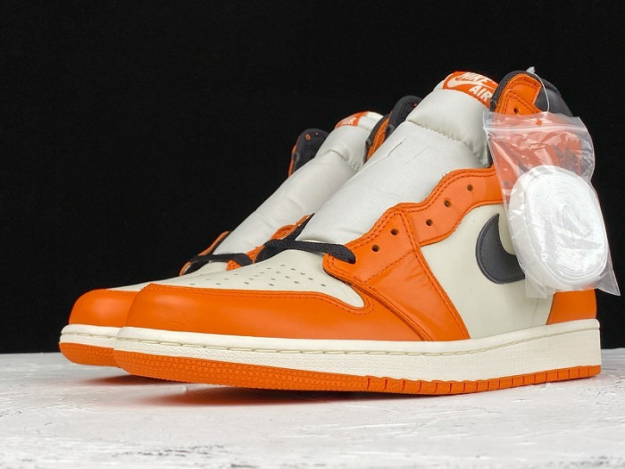 Jordan 1 Retro Reverse Shattered Backboard 555088-113
