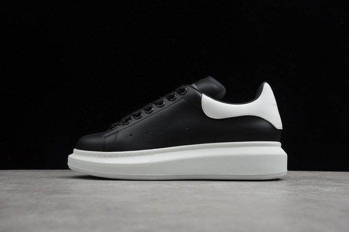 Alexander McQueen sneaker