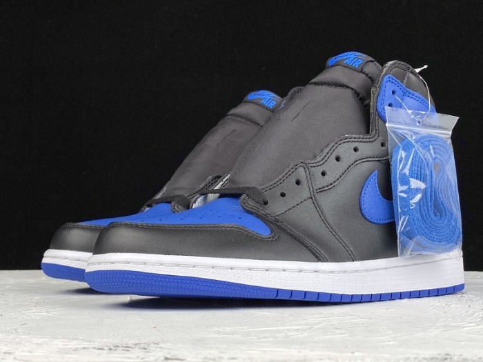 Jordan 1 Retro Royal (2017) 555088-007