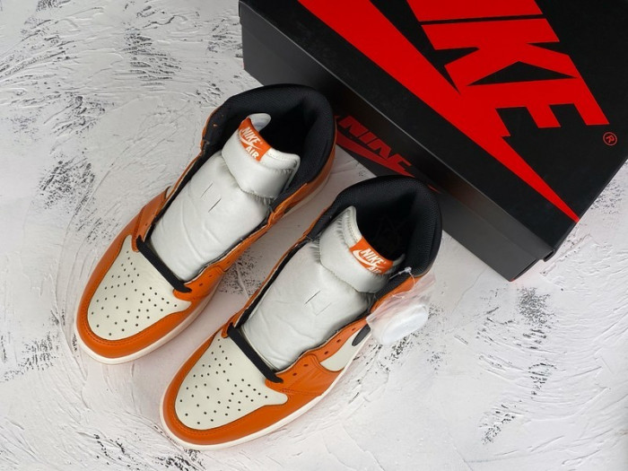 Jordan 1 Retro Reverse Shattered Backboard 555088-113