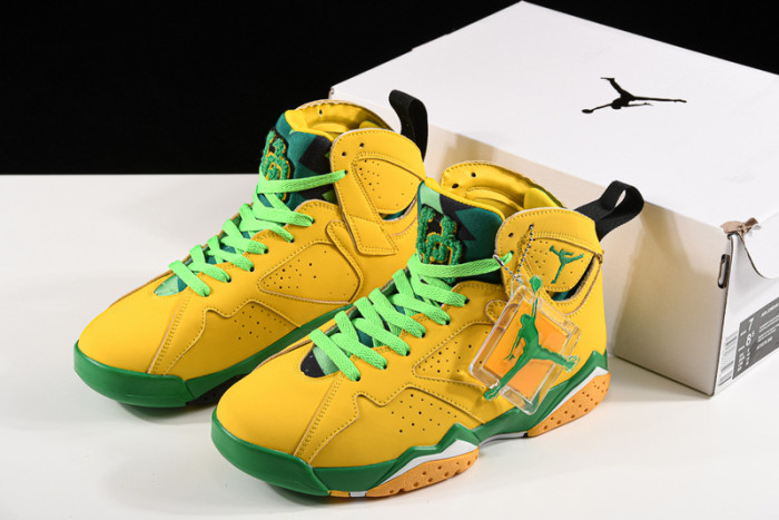 Air Jordan 7 Retro "Oregon Ducks PE" AT3375-300