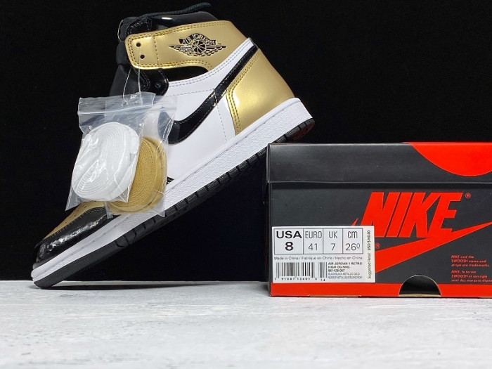 AIR JORDAN 1 RETRO HIGH OG NRG "GOLD TOE" 861428-007