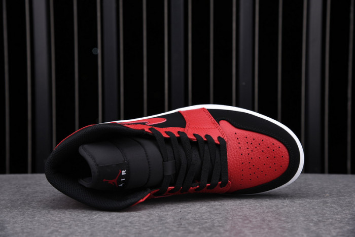 Jordan 1 Mid Reverse Bred 554724-054