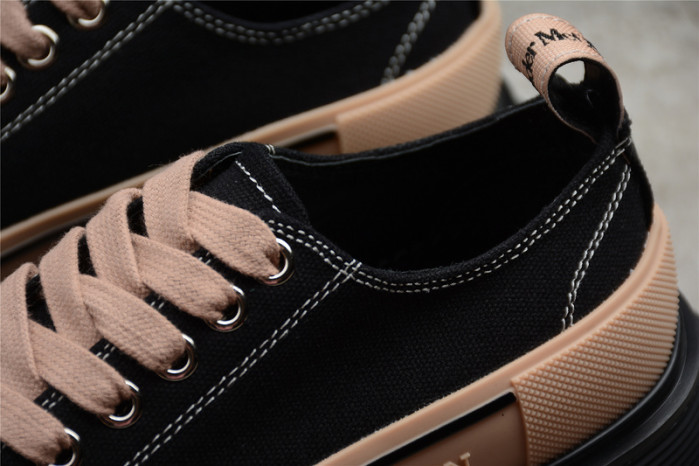 Alexander McQueen sole sneakers