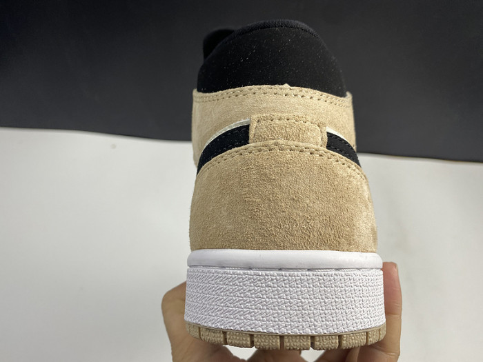 Jordan 1 Mid Barely Orange (W) BQ6472-800