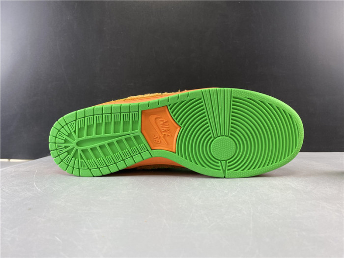 Grateful Dead x Nike SB Dunk Low “Orange Bear” CJ5378-800