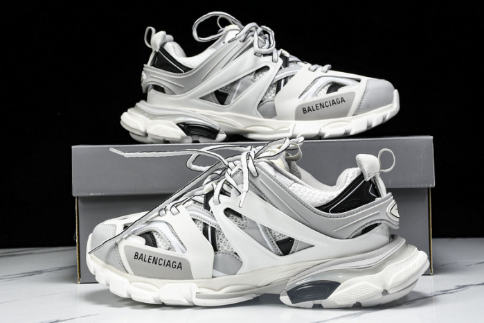 BLEN Track W3AD3 9812