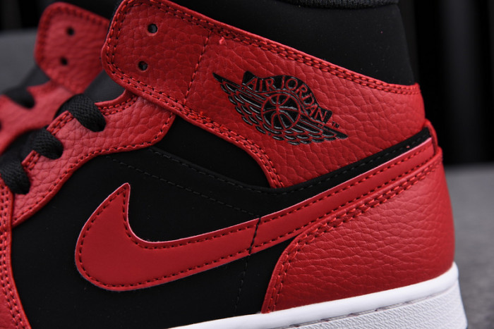 Jordan 1 Mid Reverse Bred 554724-054