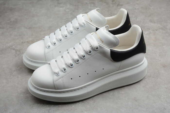 Alexander McQueen sneaker