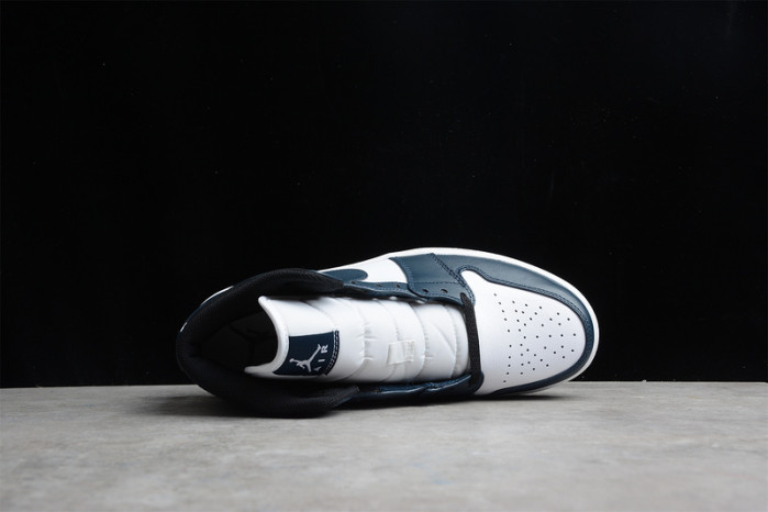 Jordan 1 Mid Armory Navy - 554724-411