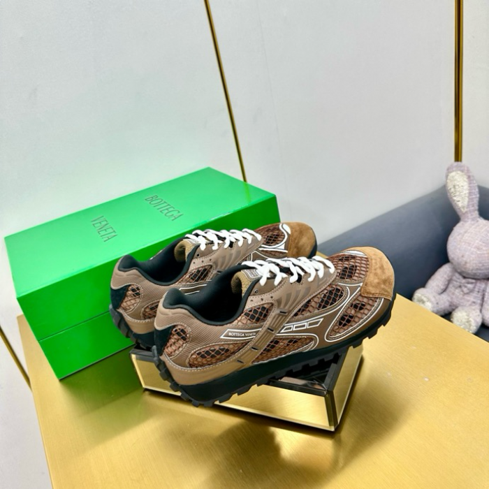 BOTTEGA VENETA SNEAKER