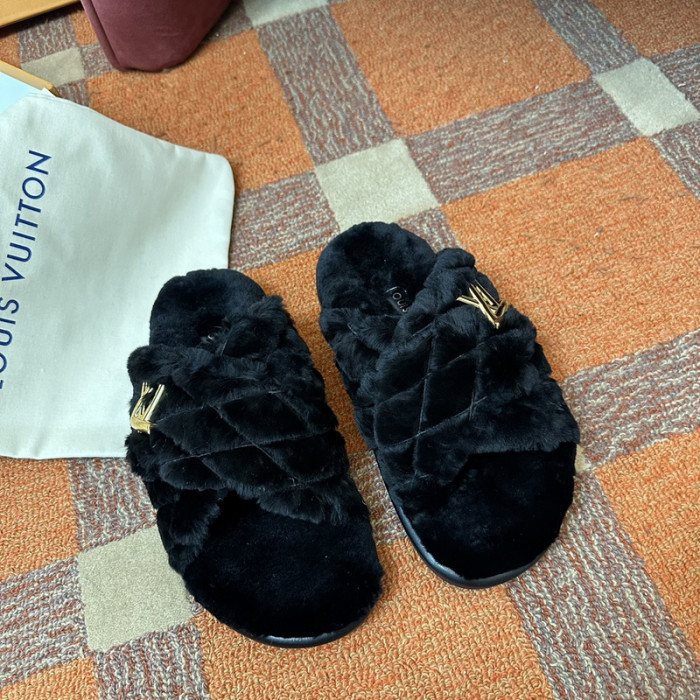 L&V SLIPPERS