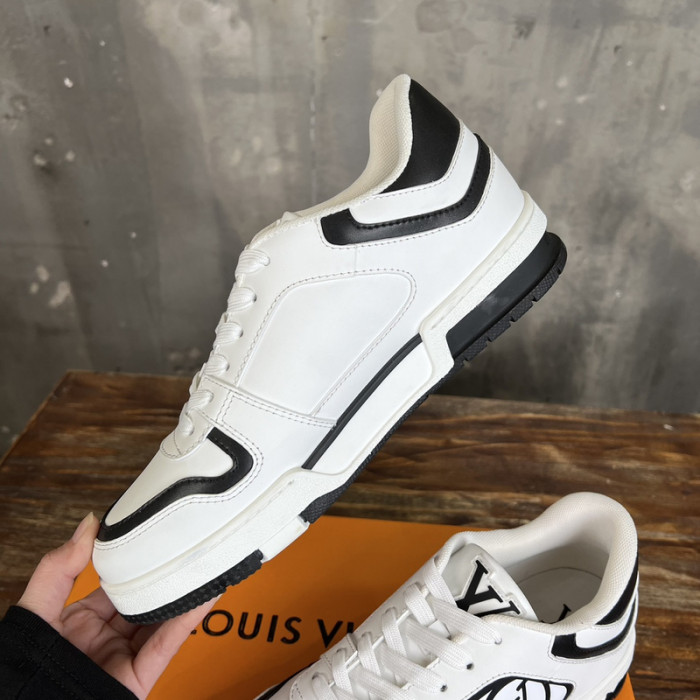 L&V SNEAKERS