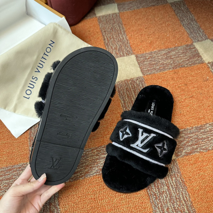 L&V SLIPPERS
