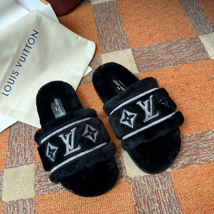 L&V SLIPPERS
